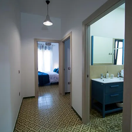 Holiday home Casa Grande Con Piscina En El Centro De Calella, Tramuntana *